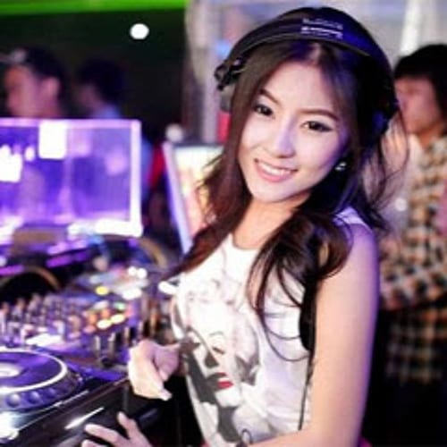 DJ CANTIK BREAKBEAT