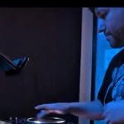 DJ DT