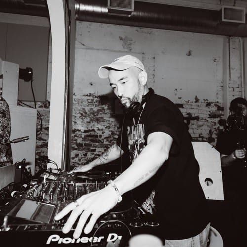 Pat Lok