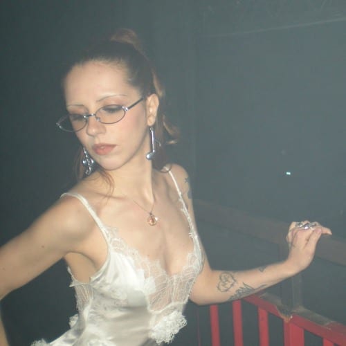 Legit Girl DJ